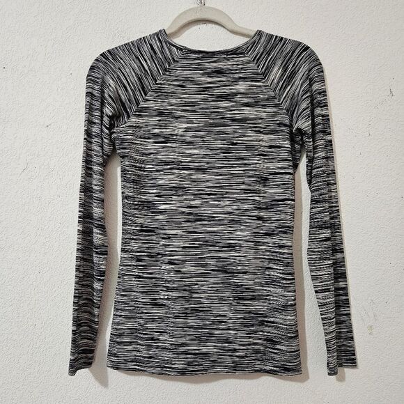 OBEY No89 longsleeve size sm women SALE! - Picture 6 of 7